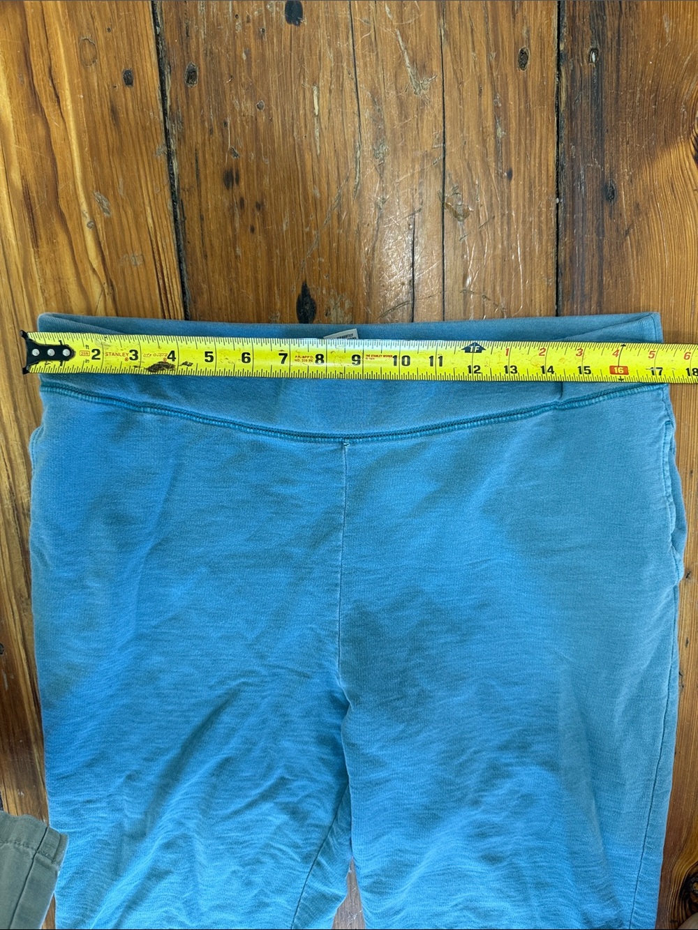 L.L. Bean Blue Capri Sweatpants Size Medium 100% cotton - Picture 5 of 10